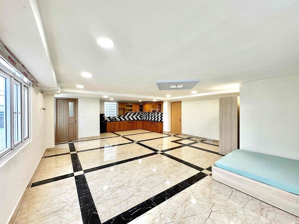 apartment 60 m2 Full Seven, elevator near 8:0.