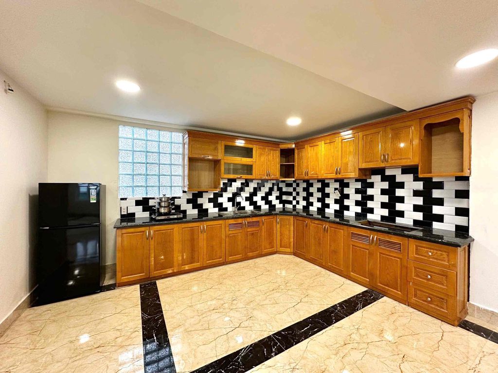 apartment 60 m2 Full Seven, elevator near 8:0.