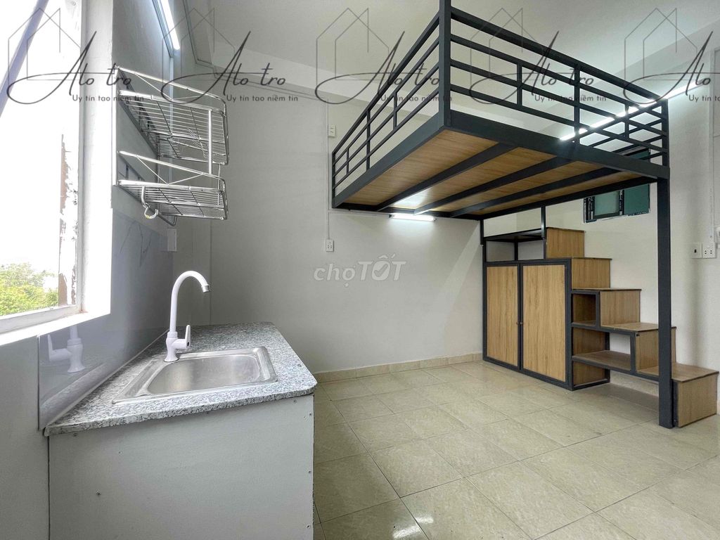 A cheap room with a air-cold machine, 15 p.m., 5-p power unit,