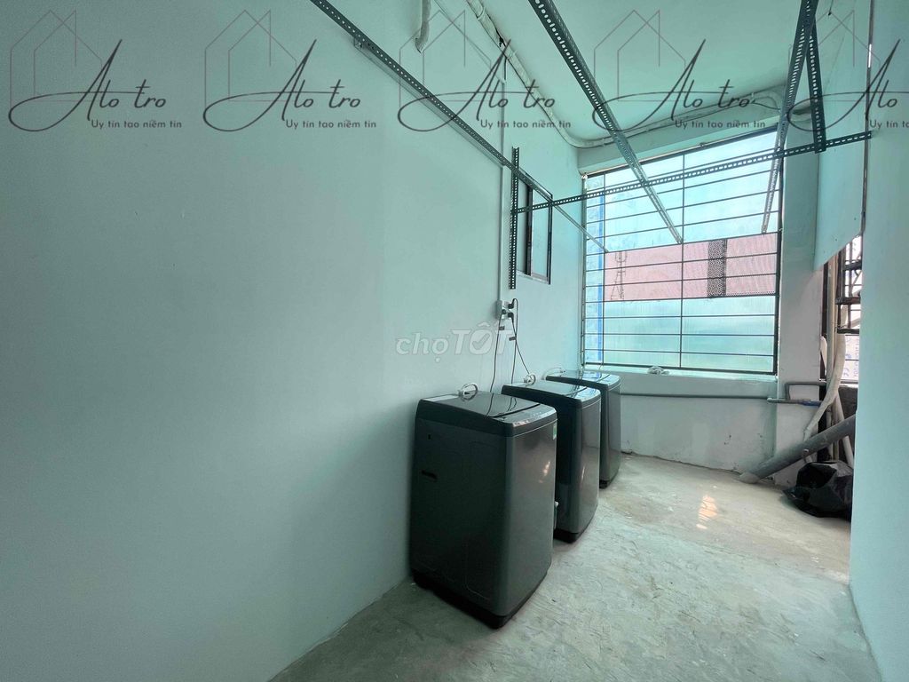 A cheap room with a air-cold machine, 15 p.m., 5-p power unit,