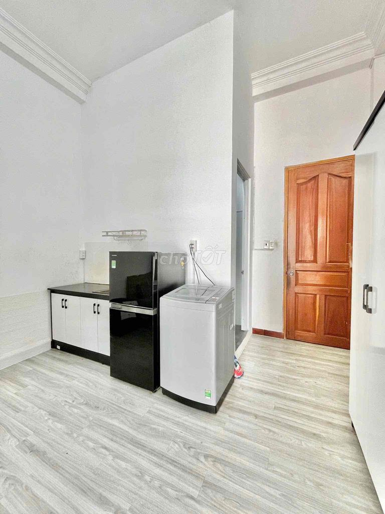 Rent Studio + balcony