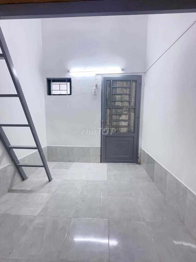 - A room near the University of Thủ Đức - debt Thủ Đức