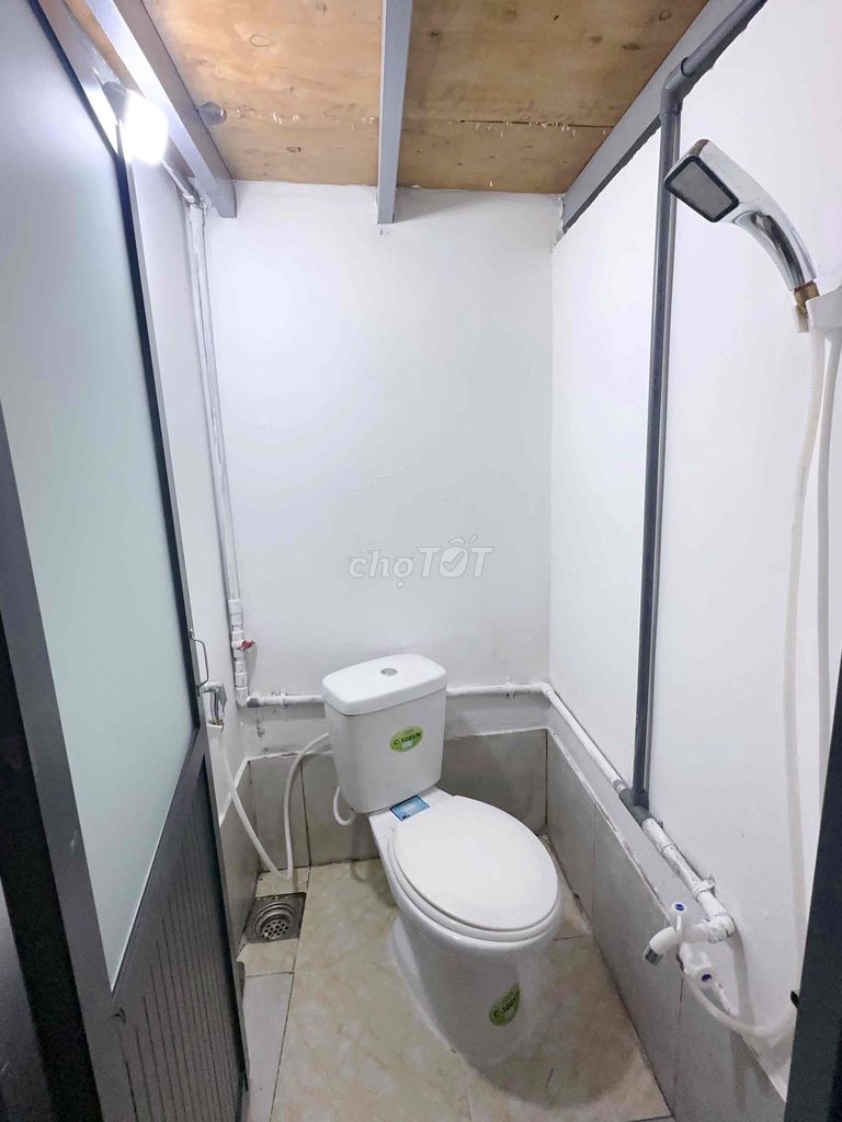 - A room near the University of Thủ Đức - debt Thủ Đức