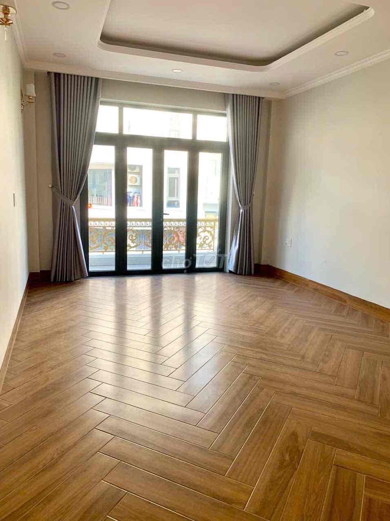Nice house for 4 x 20 meters service apartment 1 .50 + 3 floors (7 bedrooms 8 toilets) 7 meters. Tây Lân