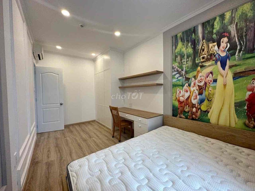 Rent the apartment with Slotforte Garden Gate 3 bedrooms 2 .2m2 toilets