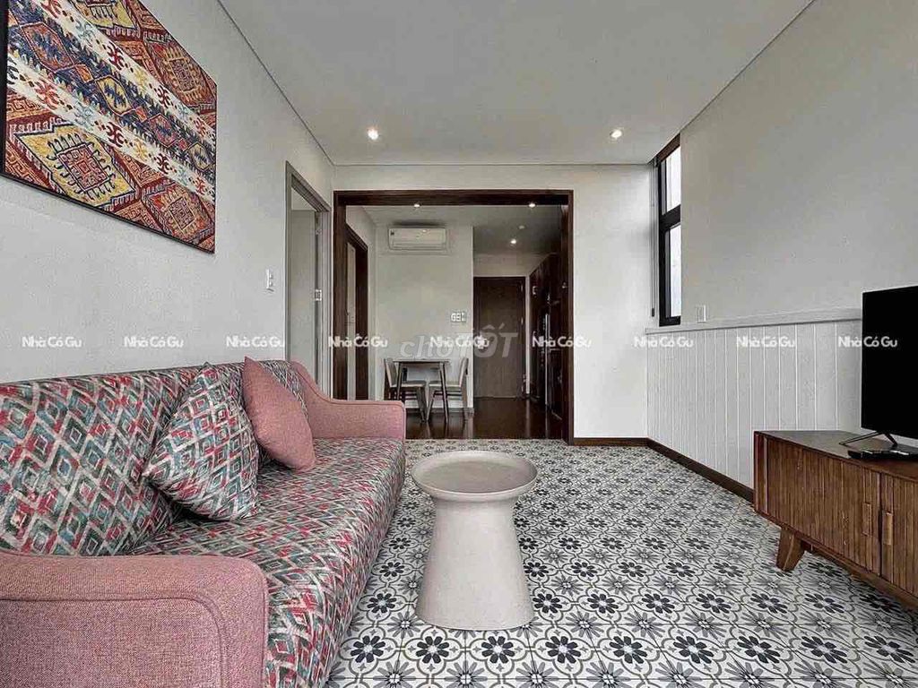 2 new bedrooms - class living space.