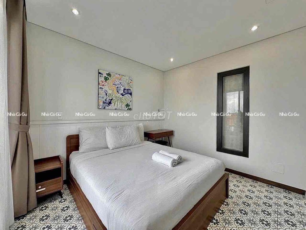 2 new bedrooms - class living space.