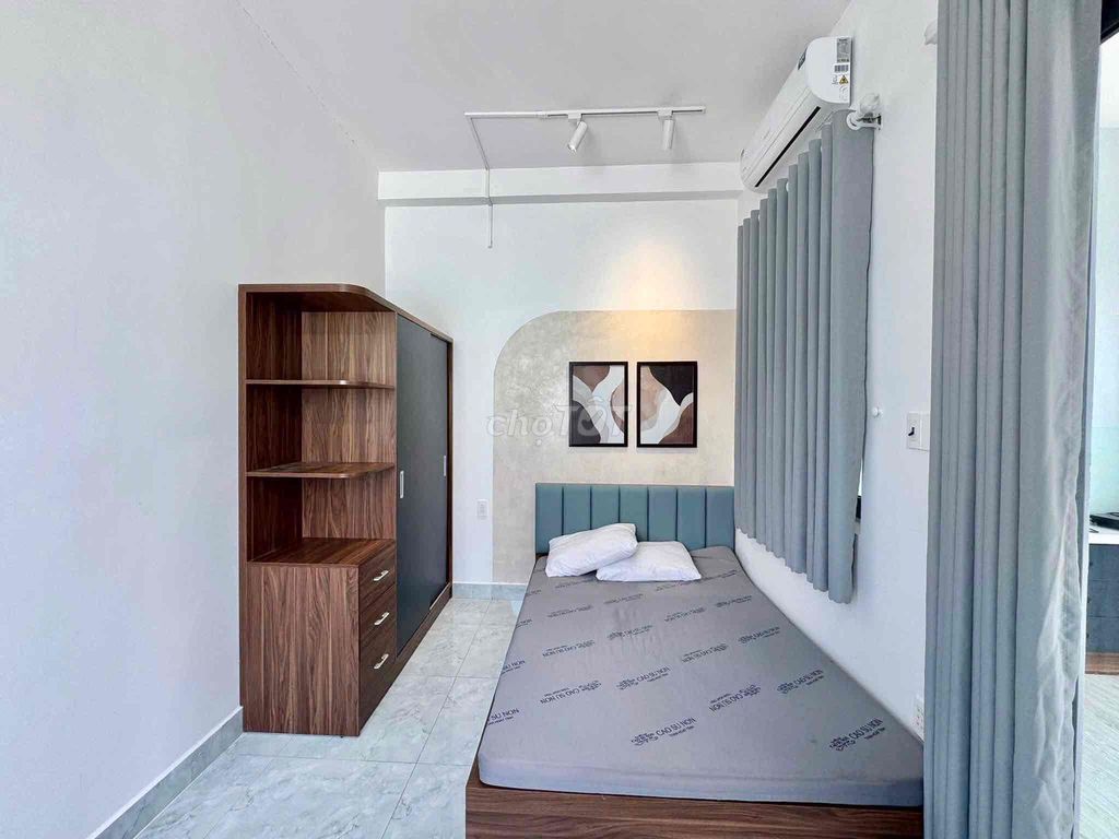 apartment 1 balcony bedroom near lotte mart, re-innovation-- rmit, tedtu District 7