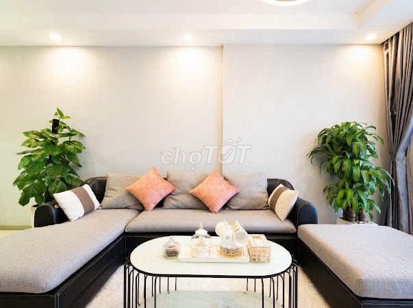 Rent the apartment 2 bedroom 92 m2, nice interior at The Gold View.