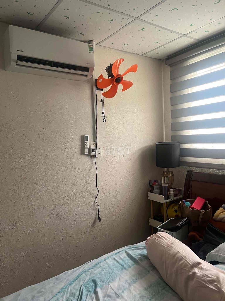 1 st floor 1 3 3 bedroom 2 full car interior near the Lome District 9