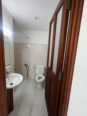 Rent apartment 73 meters 2 bedroom 2 toilets only 6 million a month