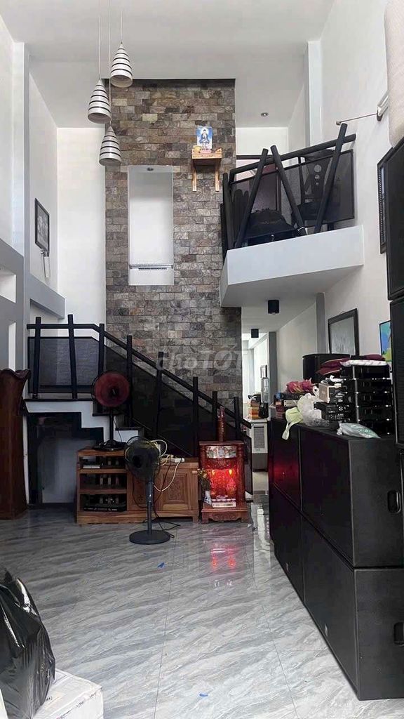 Nice house.