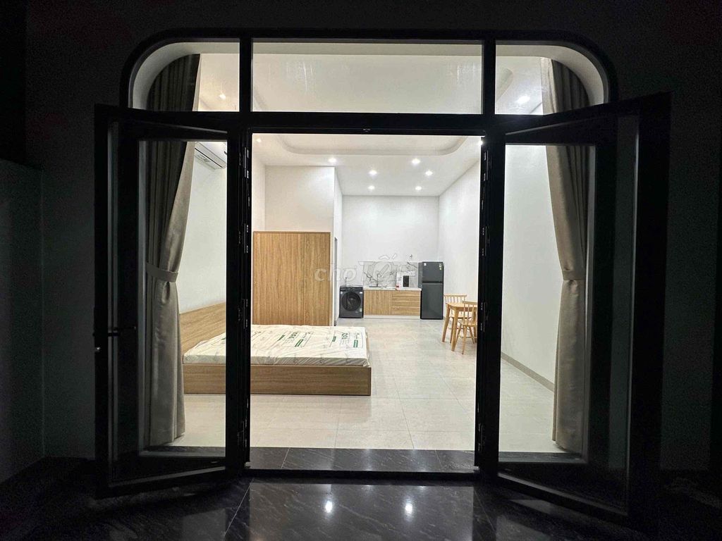 Rent a full-in-in-the-art law-law-to-driving hotel room.