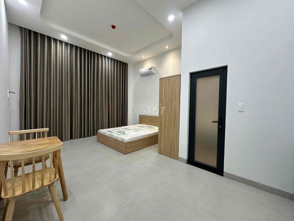 Rent a full-in-in-the-art law-law-to-driving hotel room.