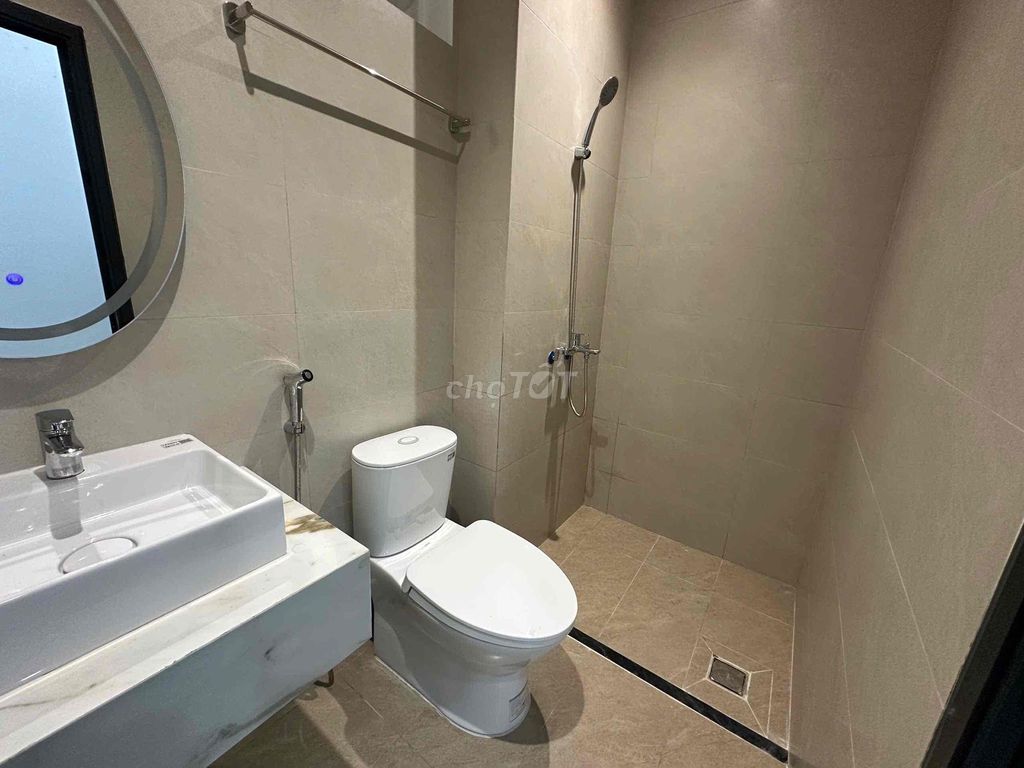 Rent a full-in-in-the-art law-law-to-driving hotel room.