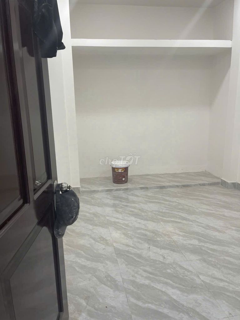Nguyễn Thái Sơn(7) area (4.5 x22 m)) 3 floor 5 bedroom 5 wwc