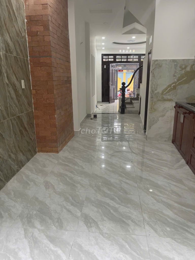 Nguyễn Thái Sơn(7) area (4.5 x22 m)) 3 floor 5 bedroom 5 wwc