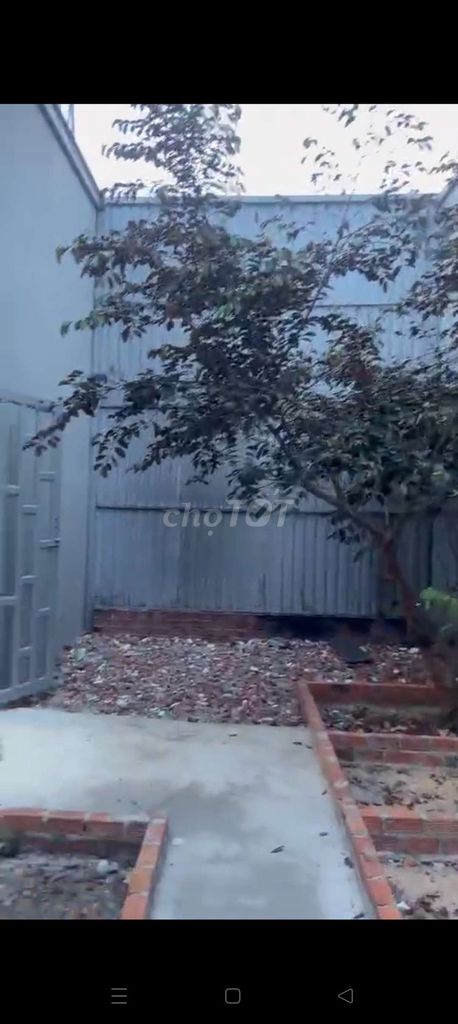 Rent a nice house plus Garden 180 meters. There are three bedrooms. EJK 6 Vĩnh Lộc B V squared