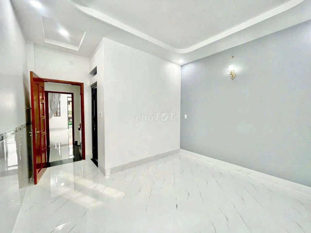 House 1 floats 3 blocks out of 55 Tây Lân Bình Tân