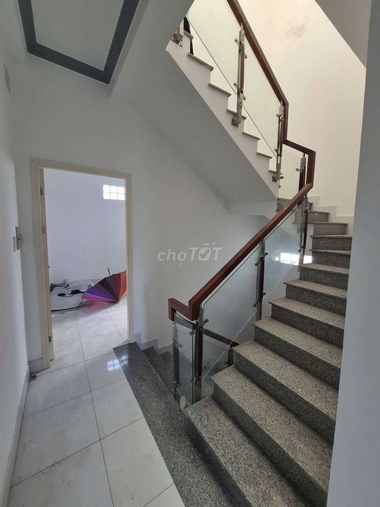 Renting Lê Trọng Tấn, Tây Thạnh, 1.6 million, 4 bedrooms, 12 M Street