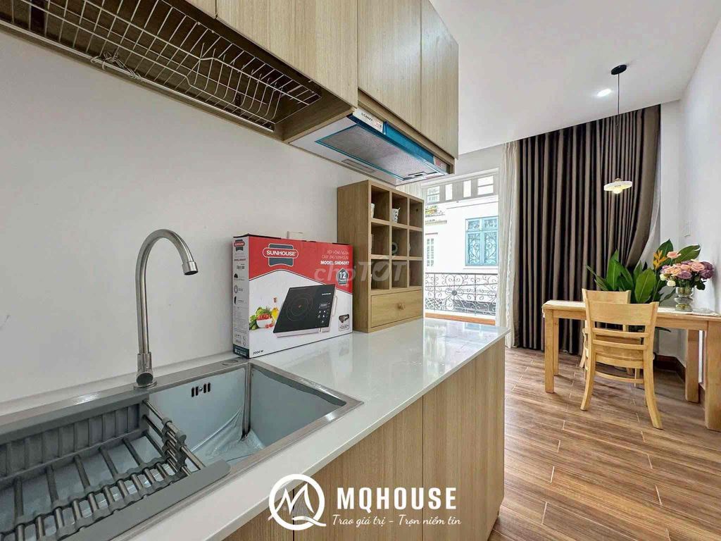 Rent a new studio - right in the county 1 - full interior - bandol - T11026