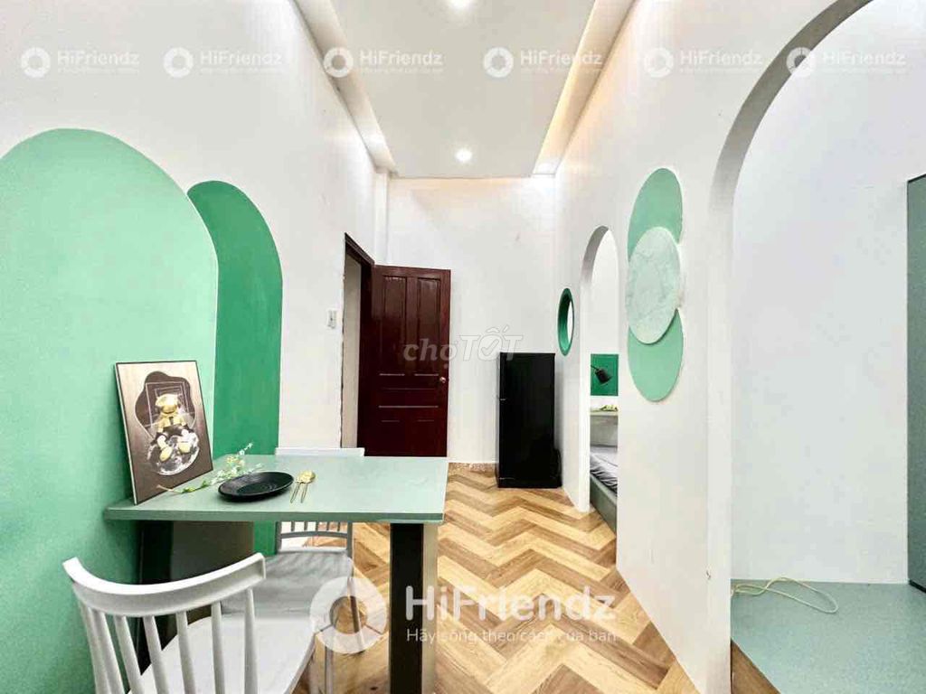 Rent the two bedrooms, full comfortable furniture - semi-scarlet, near the shower.