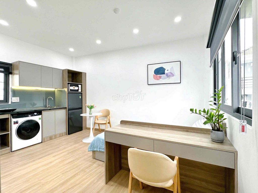apartment is Lê Văn Sỹ - private washing machine - cool - full interior