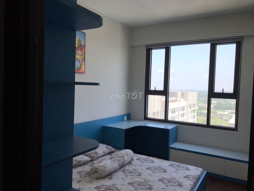 share rooms in the picity apartment 2 bedrooms full of furniture 5.5 million a month.