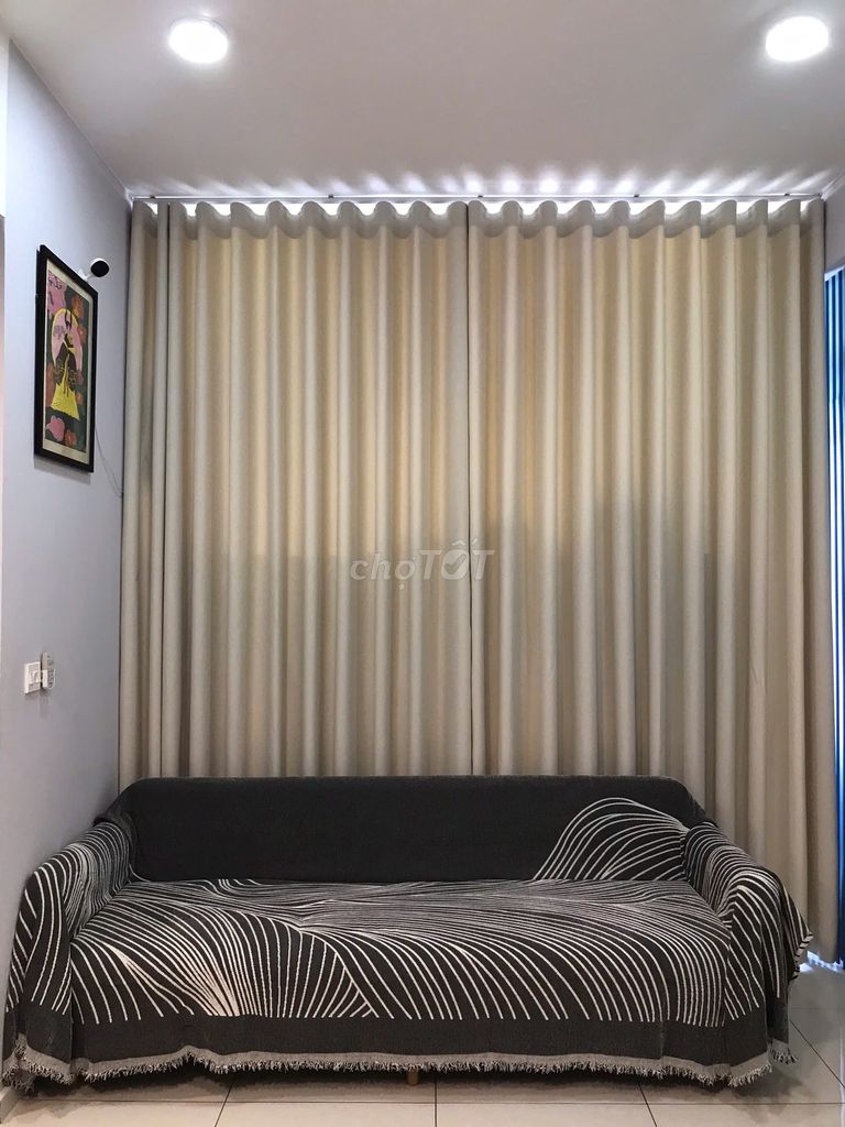 share rooms in the picity apartment 2 bedrooms full of furniture 5.5 million a month.