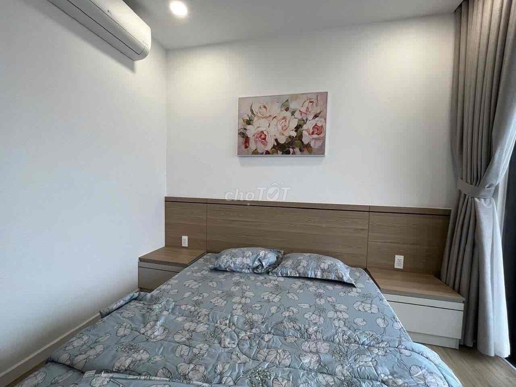 We'll rent Three Bedrooms, three bathrooms, full of furniture 12 million a month.