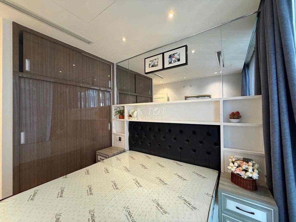 Hot three lipstick-- three bedrooms 118 M2view bittoleco River-- 52 million sacks pql