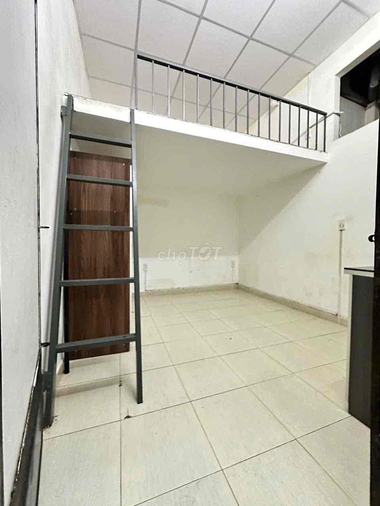 Rent - A Võ Hoành - full interior - high evil G
