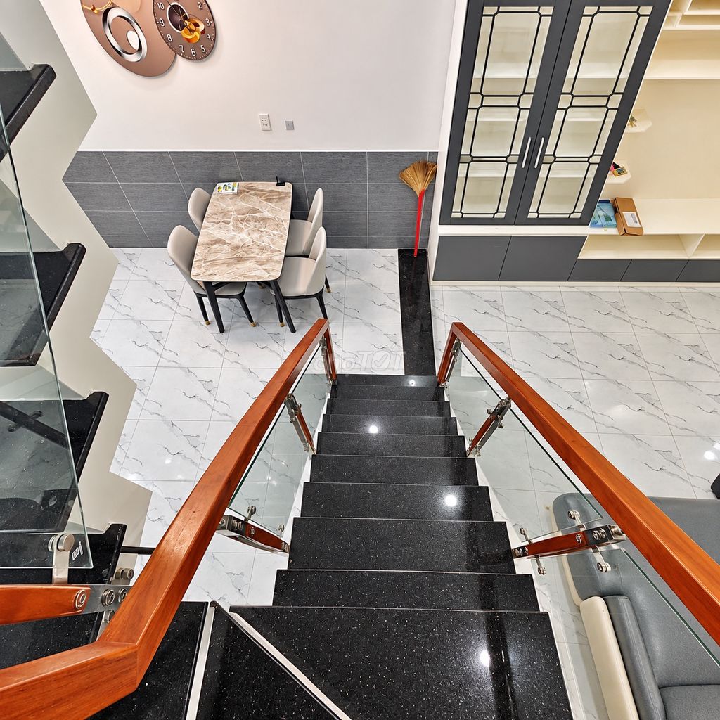 Rent Huỳnh Tấn Phát, 110 m2, Full Seven, 14 million