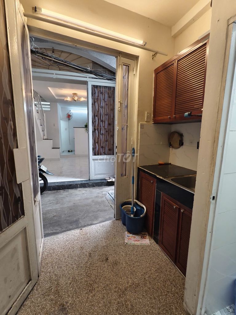 The Hồ Văn Huê House. One floor, one floor.