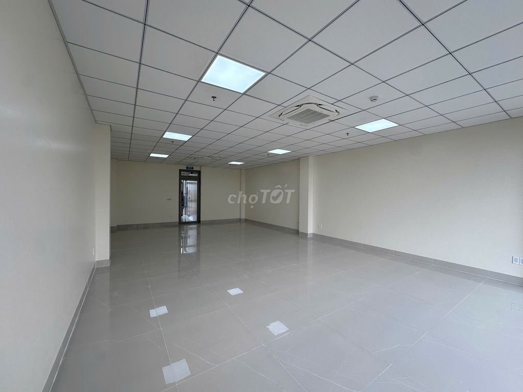 Rent the entire 1.HỒNG HÀ(4)4. Tân Bình.