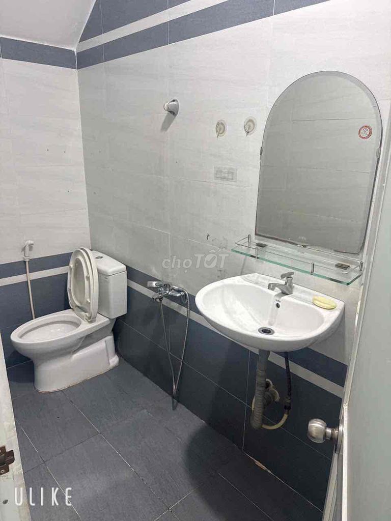 cash house - 4 X 22 - floor 66 m2 - 2 floors - front of 10 M