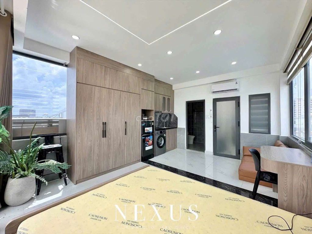 The service apartment is at the right place