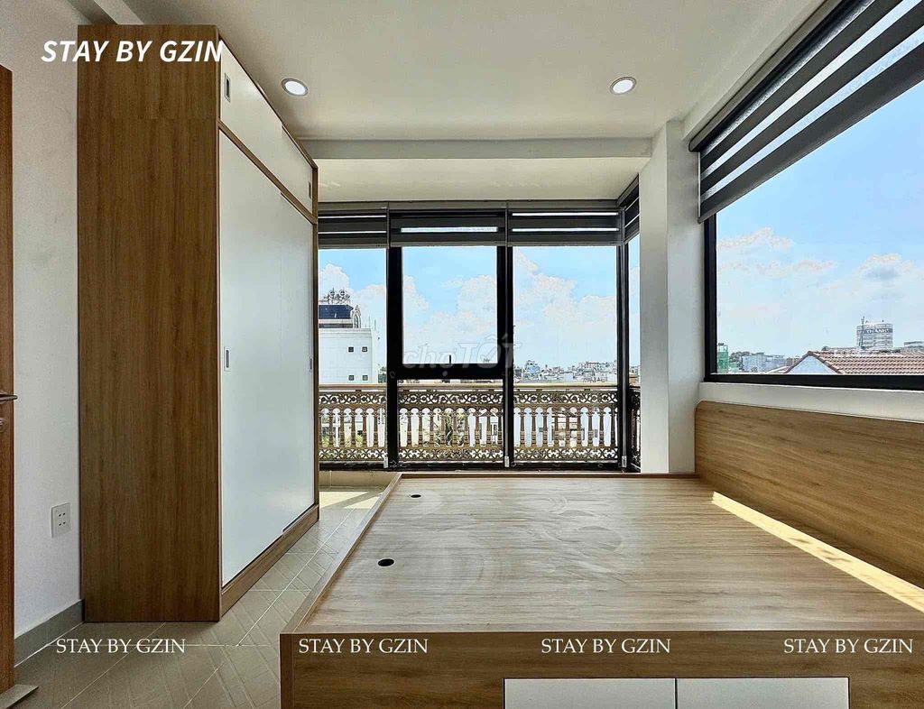 A super-split balcony with aeon Tân Phú.