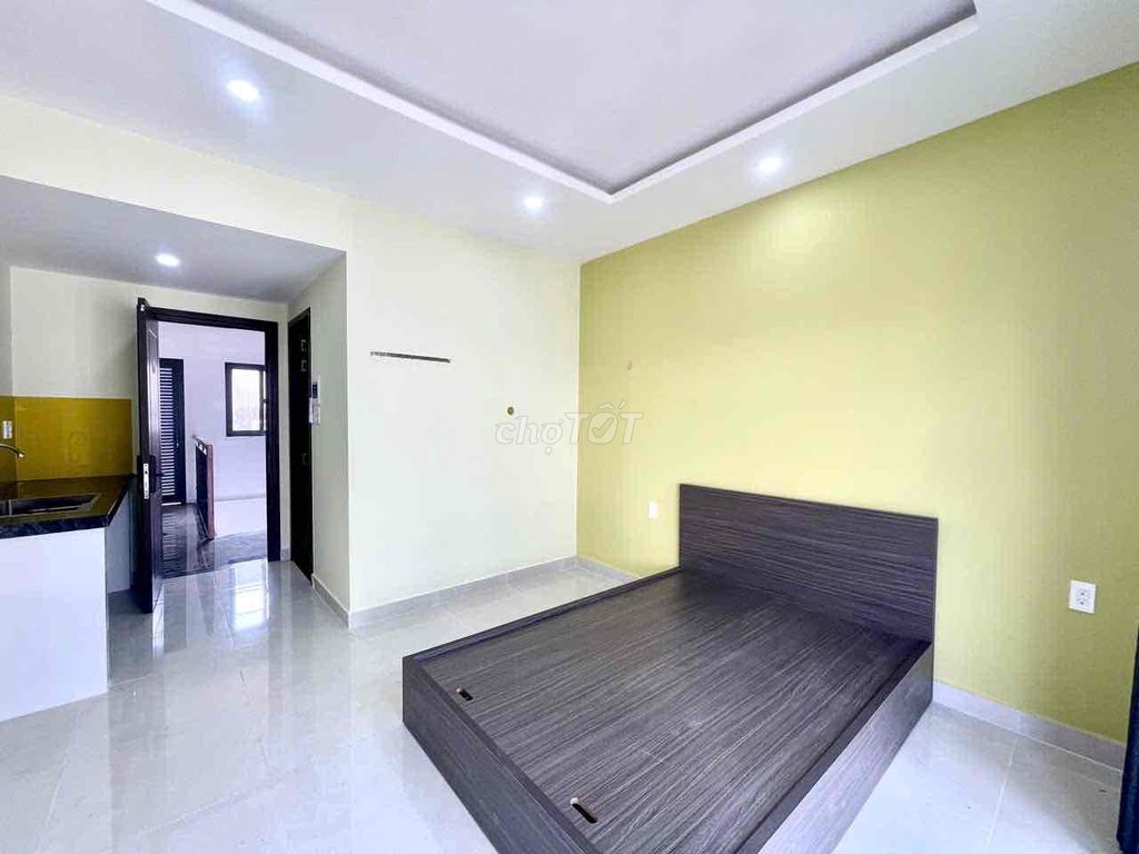 Bancol alone armed Full interior can be located in the new room