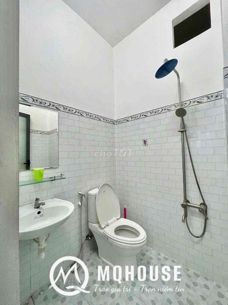 - Lê Niệm Tân Phú elevator