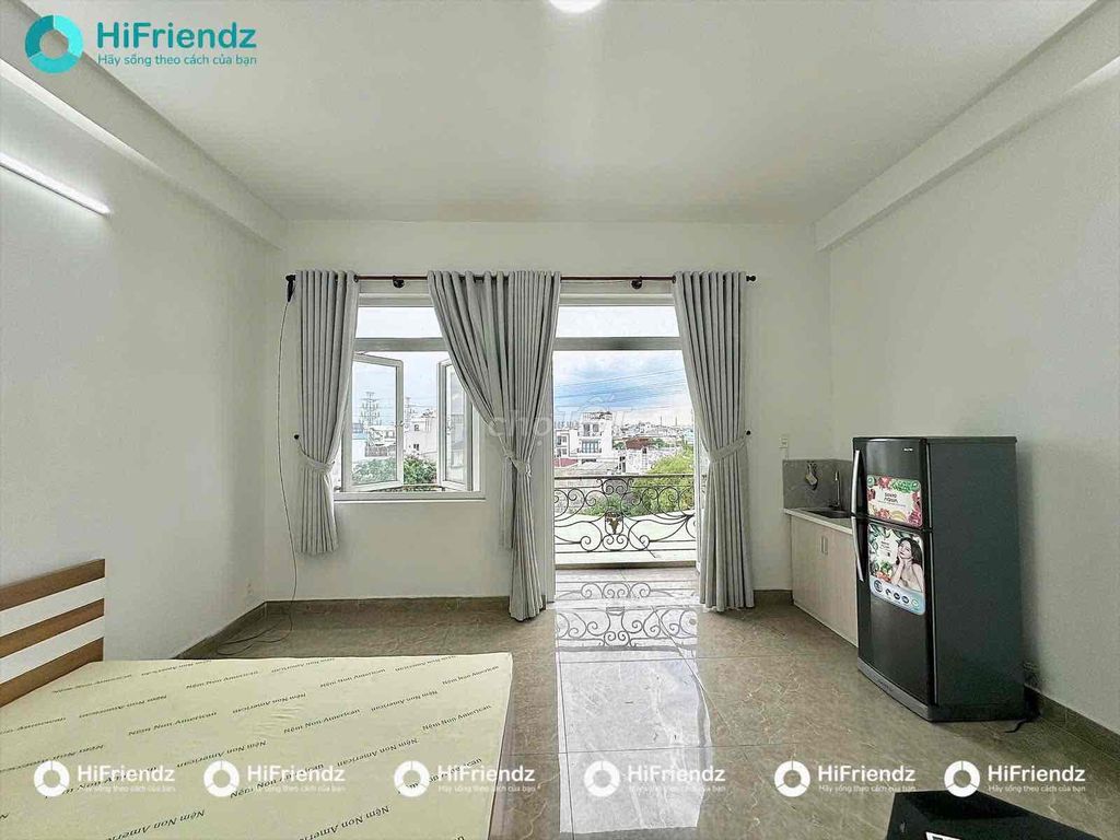 Always offer a cheap room full new furniture.
