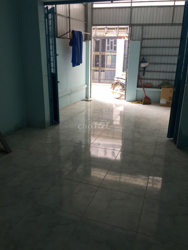Rent the whole Trần Thị Hè Inn.