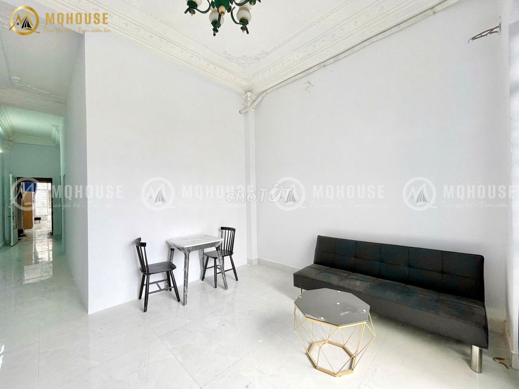 apartment 1 full balcony bedroom near ewtown Tân Bình