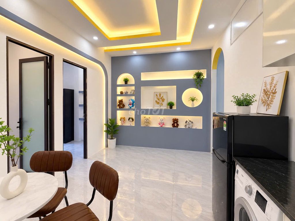 Open two bedrooms. A super wide balcony suite right out of the box.