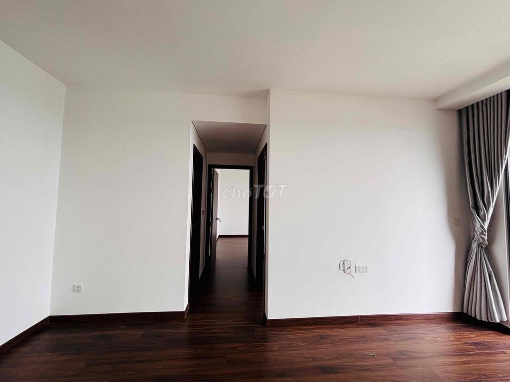 Rent Mizuki Park Dual Key 3 bedroom 3 toilets 111 meters 2 with curtains. It's worth 16 million.