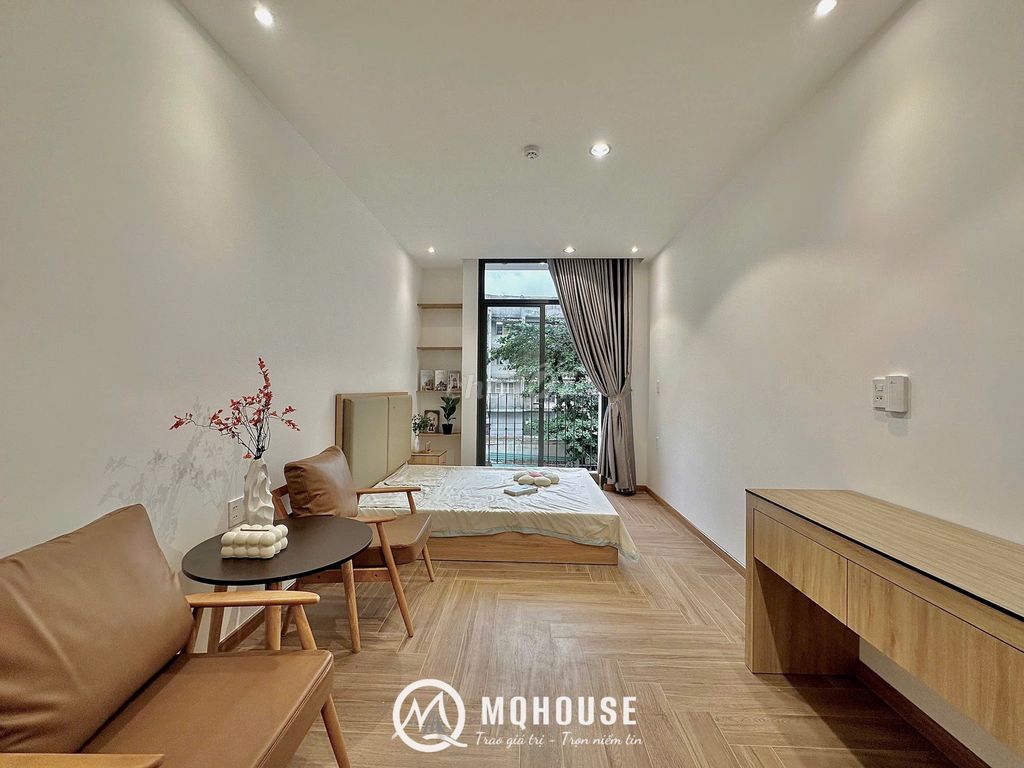 The open balcony studio apartment - full interior