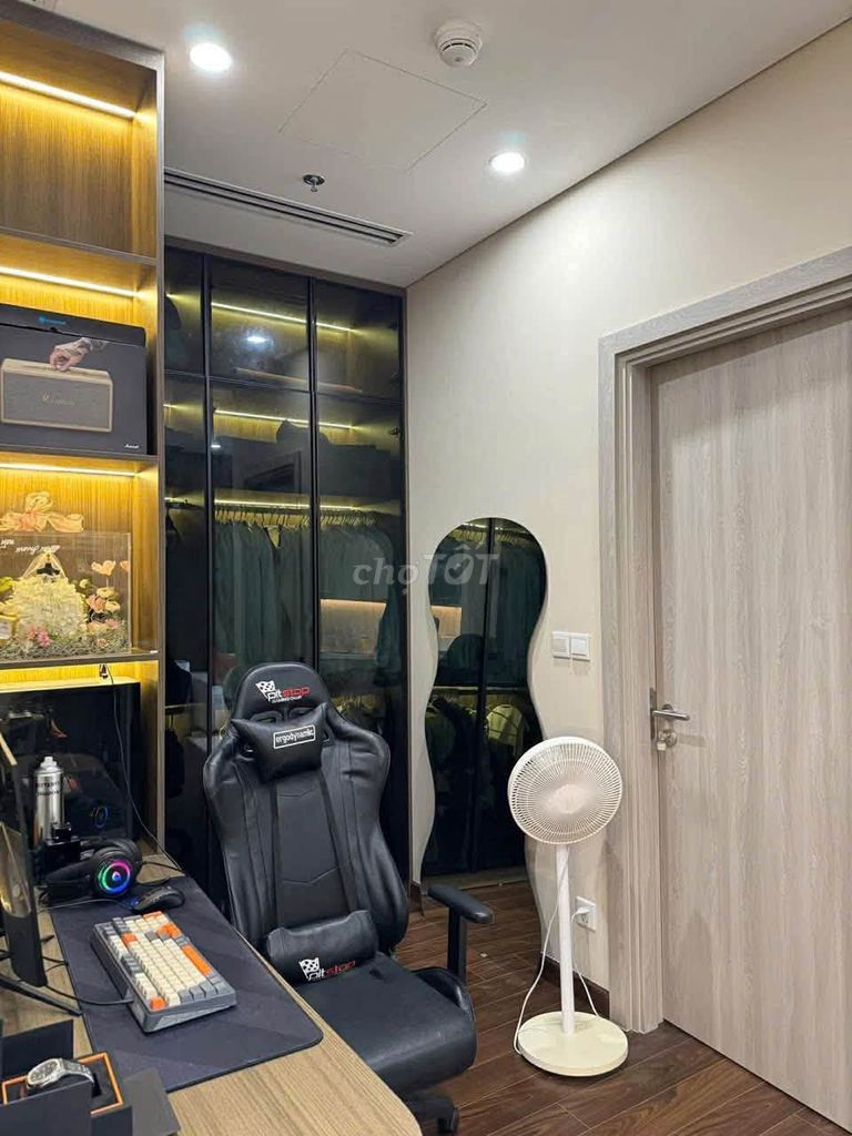 Rent the Masteri A 1 N+ Full suit