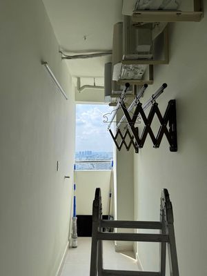 [ Rents] for Topaz Elite 2 bedrooms 2 toilets - some furniture - $13 million rent