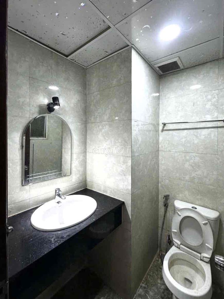 Renting apartment security studio clean, free near huit, aeon mall,
