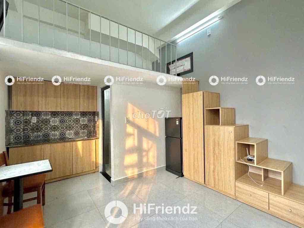Rent a balcony full elevator elevator elevator-convention of District 11